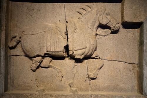 买一万的理财赎回九千份额，为啥理财产品赎回比本金还少（从玄武门之变到贞观之治）