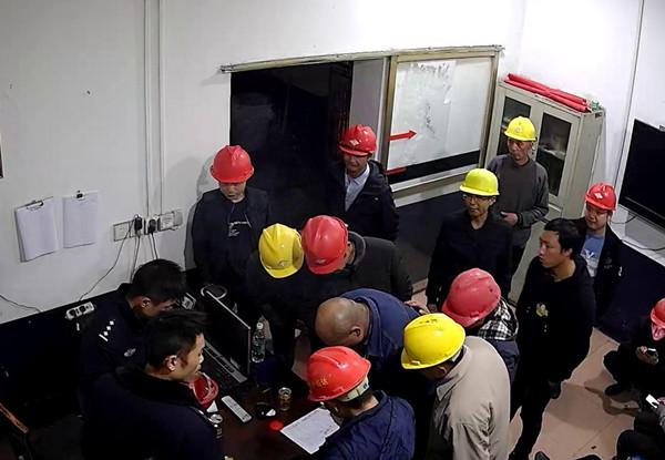 包工头玩民工男男同志，包工头是什么意思（桃江这个派出所11个小时为民工讨薪15万余元）