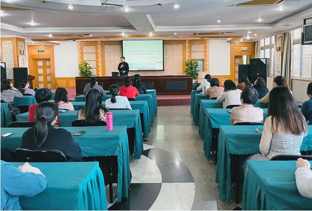 女性健康知识讲座，妇女健康知识讲座（福建省疾控中心举办关爱女性健康知识讲座）