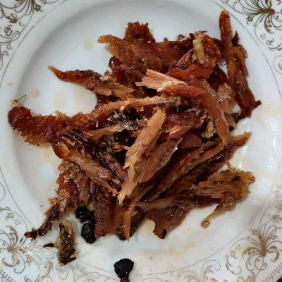 港式煲仔饭做法 在家也可自制煲仔饭超级简单，港式煲仔饭做法（广式腊味煲仔饭，镬气十足）