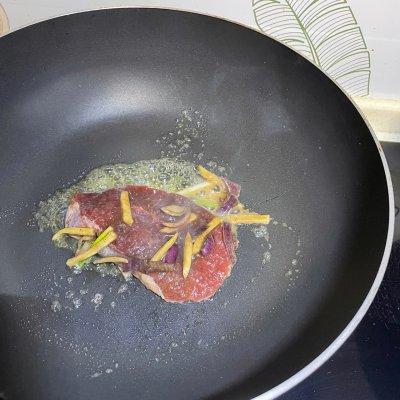 煎牛排的火候和时间，牛排煎多久时间（谁没在睡梦中想过那顿自制牛排）