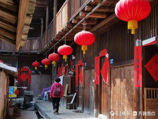 永定土楼在哪里，南靖土楼和永定土楼哪个好玩（世界文化遗产——福建永定土楼）