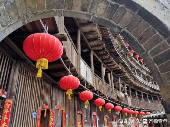 永定土楼在哪里，南靖土楼和永定土楼哪个好玩（世界文化遗产——福建永定土楼）