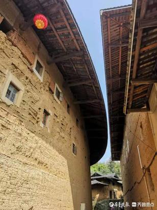永定土楼在哪里，南靖土楼和永定土楼哪个好玩（世界文化遗产——福建永定土楼）