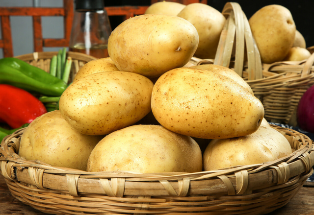 薯类食物有哪些，薯类食物的营养价值（薯类家族成员营养各有千秋）