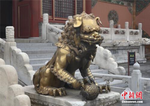 中国神话传说中的神兽是什么象征，中国神话传说中的神兽是什么象征的（獬豸、甪端、行什……古人为何将这些“神奇动物”请进故宫）