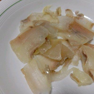 蚌肉怎么做好吃，河蚌肉怎么做好吃易烂（好吃到飞起的河蚌咸肉汤）