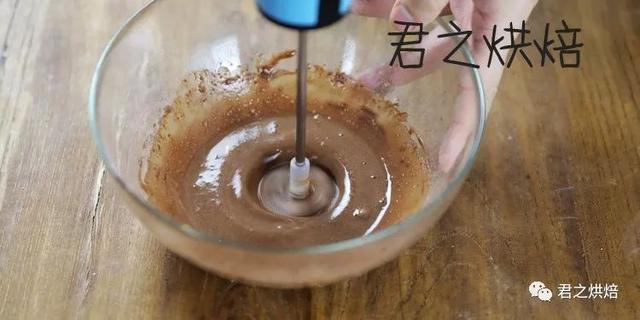 巧克力奶油怎么做，做巧克力奶油用什么巧克力（住嘴，我不能再吃了）