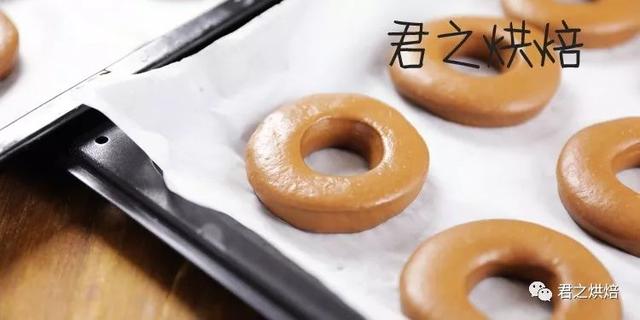 巧克力奶油怎么做，做巧克力奶油用什么巧克力（住嘴，我不能再吃了）