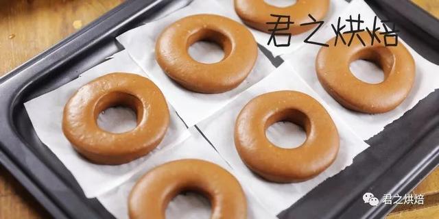 巧克力奶油怎么做，做巧克力奶油用什么巧克力（住嘴，我不能再吃了）