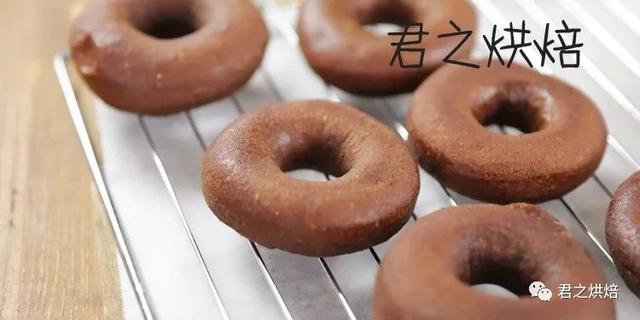 巧克力奶油怎么做，做巧克力奶油用什么巧克力（住嘴，我不能再吃了）