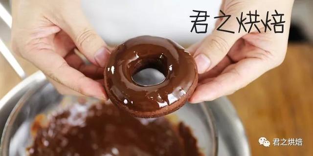 巧克力奶油怎么做，做巧克力奶油用什么巧克力（住嘴，我不能再吃了）