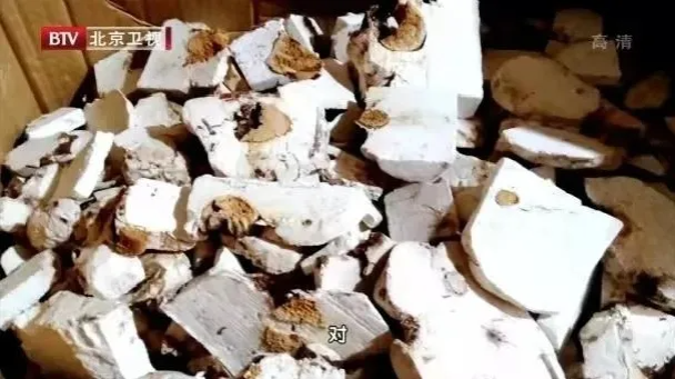 桃花的功效与作用，桃花功效与作用（春天吃它活血美颜、清肝泻火）