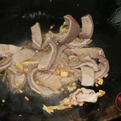 炒猪肚怎么做好吃，怎样炒猪肚好吃（爆炒香辣猪肚\u0026暖胃胡椒猪肚汤）