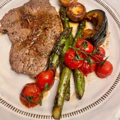 菲力牛排怎么煎，该煎几分钟（鲜嫩多汁的红酒菲力牛排就这么做）