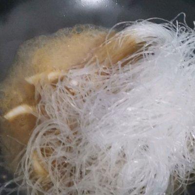 八爪鱼怎么吃，八爪鱼怎么做好吃视频教程（这道八爪鱼炒粉丝比大厨做的还好吃）