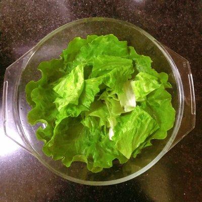 蔬菜沙拉的做法和材料，蔬菜沙拉的制作方法（果蔬沙拉的做法竟然这么简单）