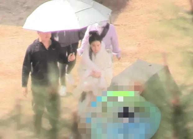 刘亦菲古装图片，刘亦菲最惊艳古装（身材纤细不见“虎背熊腰”）