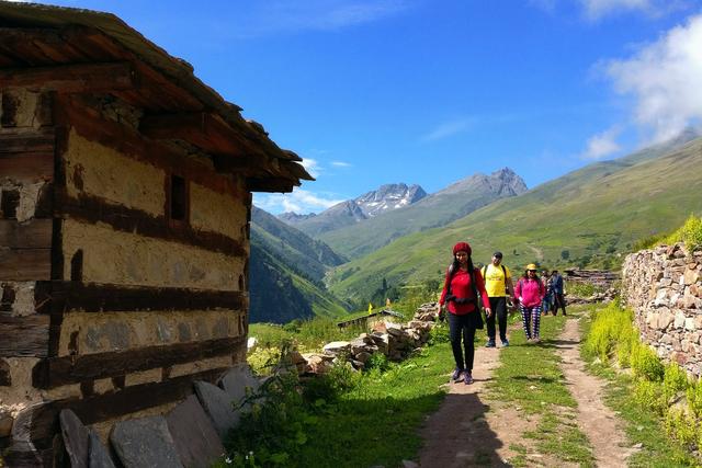 登山跑的正确姿势，登山跑可以起到什么效果（登山的这些正确姿势）