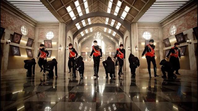 爱豆的意思，爱豆的意思和来源（重识“偶像”的四个词）