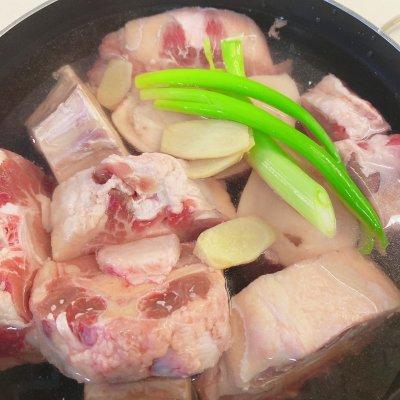 牛尾的功效和作用，牛尾巴功效与作用（寒冷与温暖之间只差一碗简单到不行的牛尾汤）