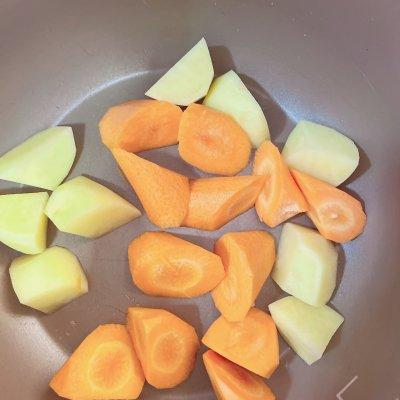 牛尾的功效和作用，牛尾巴功效与作用（寒冷与温暖之间只差一碗简单到不行的牛尾汤）