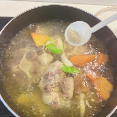 牛尾的功效和作用，牛尾巴功效与作用（寒冷与温暖之间只差一碗简单到不行的牛尾汤）