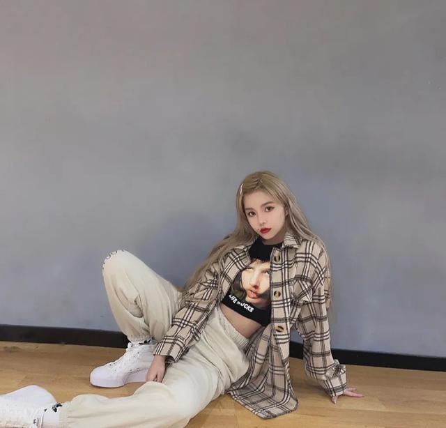 abg是什么意思，abg是什么意思网络用语（穿得像她们这么辣）