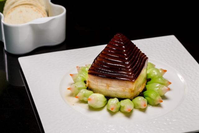 苏州太湖万豪酒店地址，苏州市太湖万豪酒店（苏州太湖万丽酒店万丽轩中餐厅荣膺“2021黑珍珠餐厅指南”一钻席位开放预订）