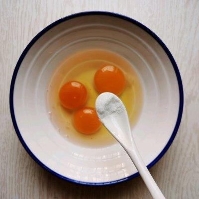 炒虾仁怎么炒好吃，炒虾仁怎么炒好吃又嫩（虾仁炒鸡蛋怎么做好吃又简单）