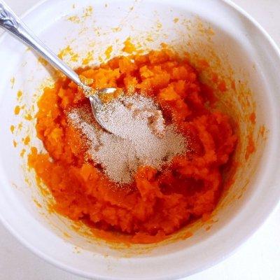 怎样做南瓜面，怎样做南瓜面包（大人小孩都爱吃的南瓜花样馒头）