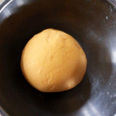 怎样做南瓜面，怎样做南瓜面包（大人小孩都爱吃的南瓜花样馒头）