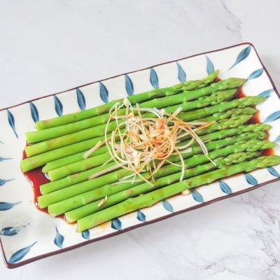 新鲜芦笋的吃法有哪些，新鲜芦笋怎么吃（美味尝鲜#响油芦笋）