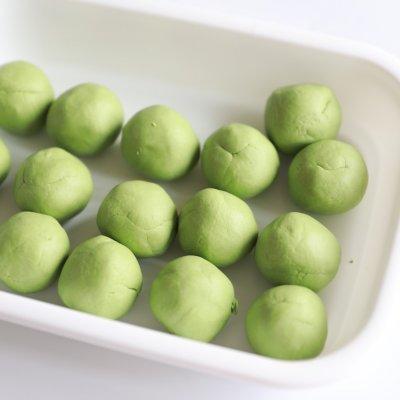 买回来的青团怎么吃，青团怎么吃（不爱吃饭的孩子都胃口大开）