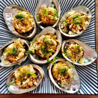 蒜蓉鲍鱼蒸几分钟，鲍鱼的家常做法蒜蓉鲍鱼蒸4分钟（下班回家也能做的蒜蓉鲍鱼）