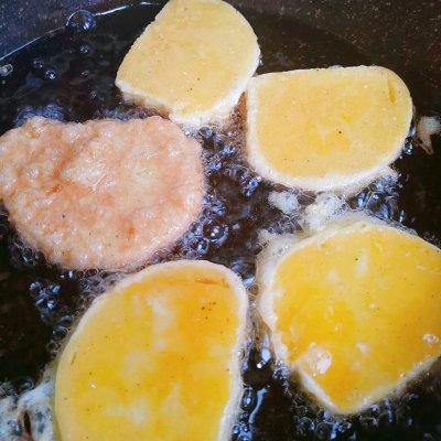 馒头鸡蛋片如何做，鸡蛋煎馒头片怎么做窍门（迷倒全家的鸡蛋馒头片）