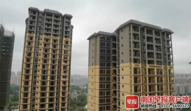 钦州房产信息网官网钦州市商品房交易服务平台网站，广西钦州房地产信息网（钦州多名业主因开发商欠缴土地出让金难入住）