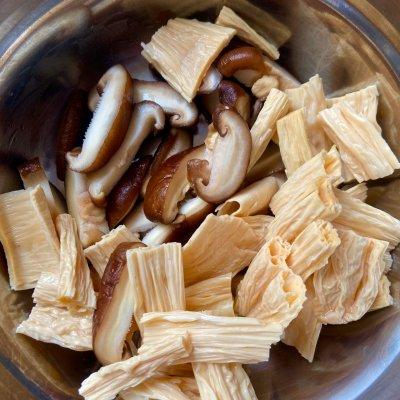 花椒油，三鲜打卤面，保准你爱吃（花椒油制作方法和比例）