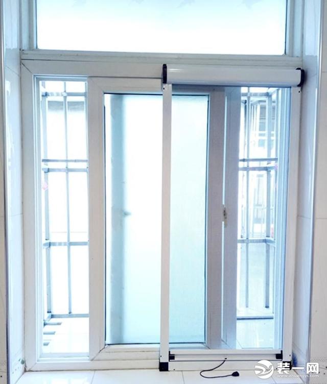 纱窗怎么拆下来，隐形纱窗怎么拆卸（塑钢纱窗怎么安装）