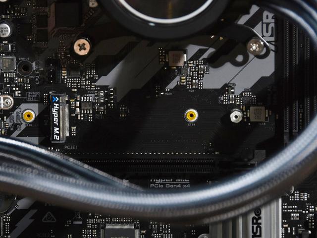 雷神黑武士四代评测：RTX30游戏主机的年度力作