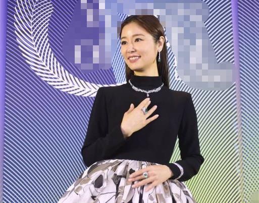 林心如演过的电视剧，关于林心如的所有电视剧（林心如拍床戏躺裸男身上）
