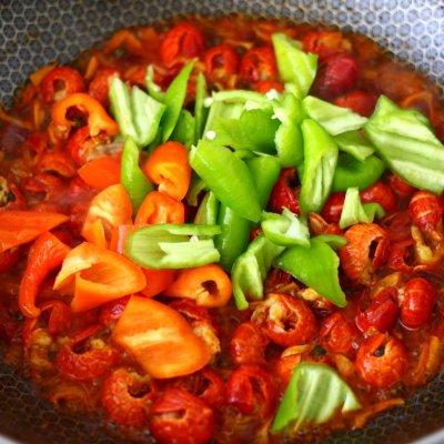 麻辣小龙虾是哪的菜，麻辣小龙虾是哪里的菜（让人欲罢不能的麻辣小龙虾）