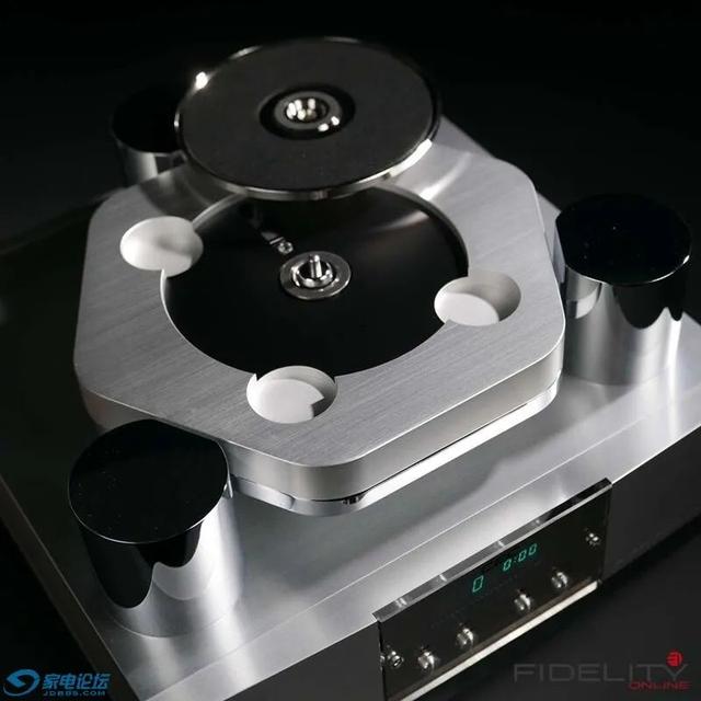 cd是什么牌子，cd是什么牌子手表（全球唯一能做皮带传动式CD机的品牌CEC新品发布会）