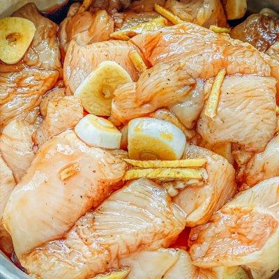 烤鸡胸肉要多久，烤鸡胸肉要多久什么温度（低脂时蔬烤鸡胸肉）
