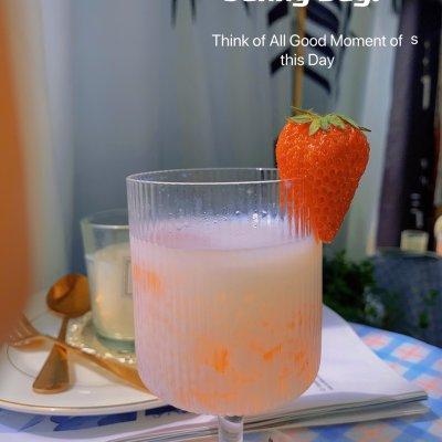 白凉粉在超市叫什么，做凉粉的白凉粉在超市叫什么（#糖小朵甜蜜控糖秘籍#低卡甜品草莓椰奶冻）