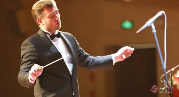 昆明艺术职业学院，2021年昆明艺术职业学院学费标准_学费多少钱一年（“红色经典·致敬百年”系列音乐会在昆启动）