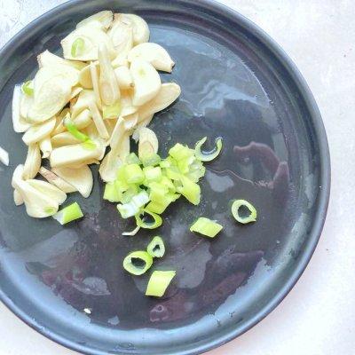 豆角炒肉怎么做好吃，家常烧豆角的做法（一道能吃下三碗饭的神奇美食）