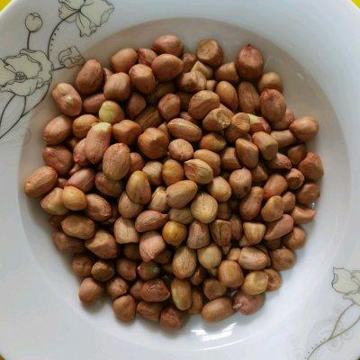 菠菜的做法，菠菜的做法图片（这道果仁菠菜连续吃了3碗）