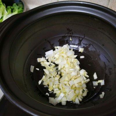 10道砂锅做的菜，砂锅里做什么菜好吃（做了十年的素什锦砂锅）