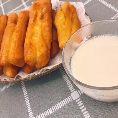 豆浆怎么制作教程，教你如何制作美味豆浆（自制豆浆五分钟就能上桌的美食）